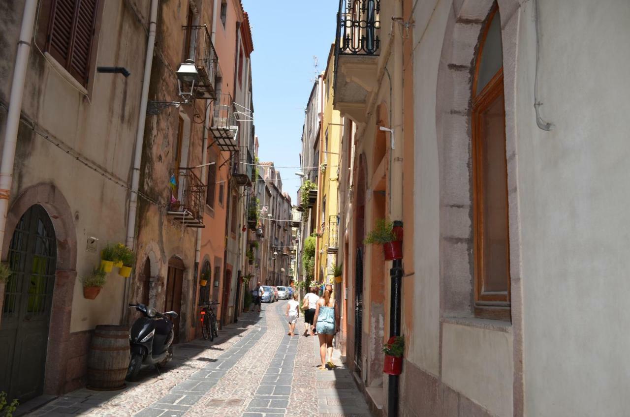 La Casa Di Angelo Hotel Bosa Buitenkant foto