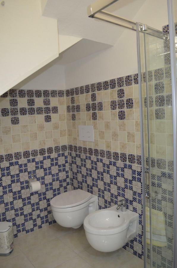 La Casa Di Angelo Hotel Bosa Buitenkant foto